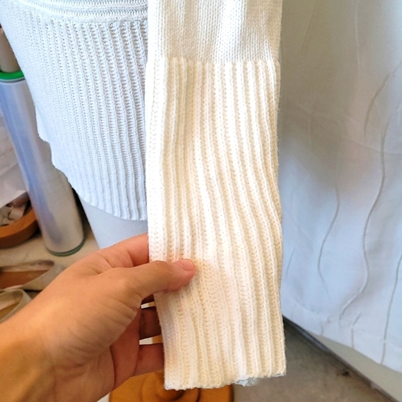 Vince Camuto White Knit Mock Turtleneck - Picture 4 of 7